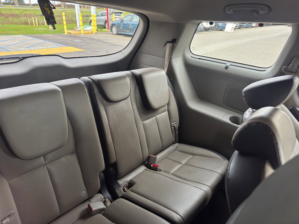 Used 2019 Kia Sedona EX image 15