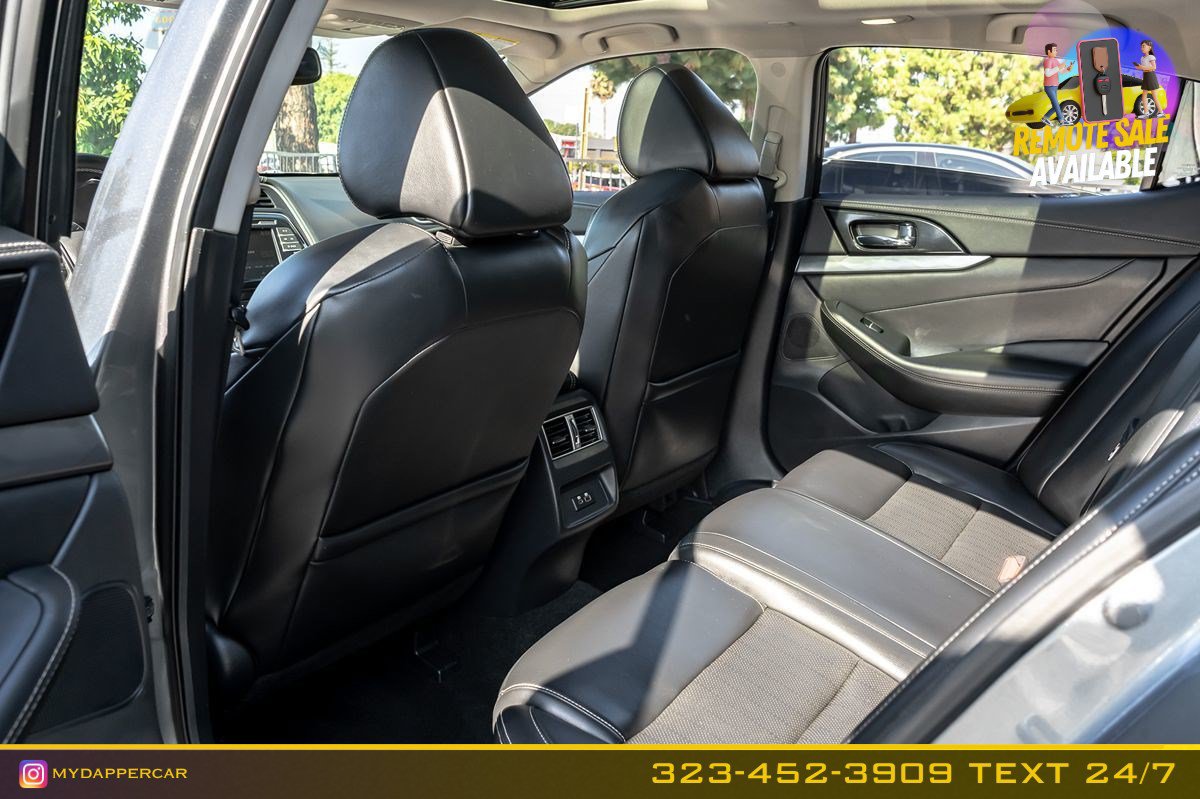 Used 2019 Nissan Maxima 3.5 SL w/ Floor Mat Group FWD image 15