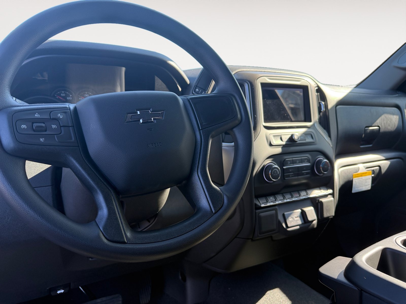 New 2026 Chevrolet Silverado 1500 Custom Trail Boss w/ LPO, Dark Essentials Package AWD/4WD image 10