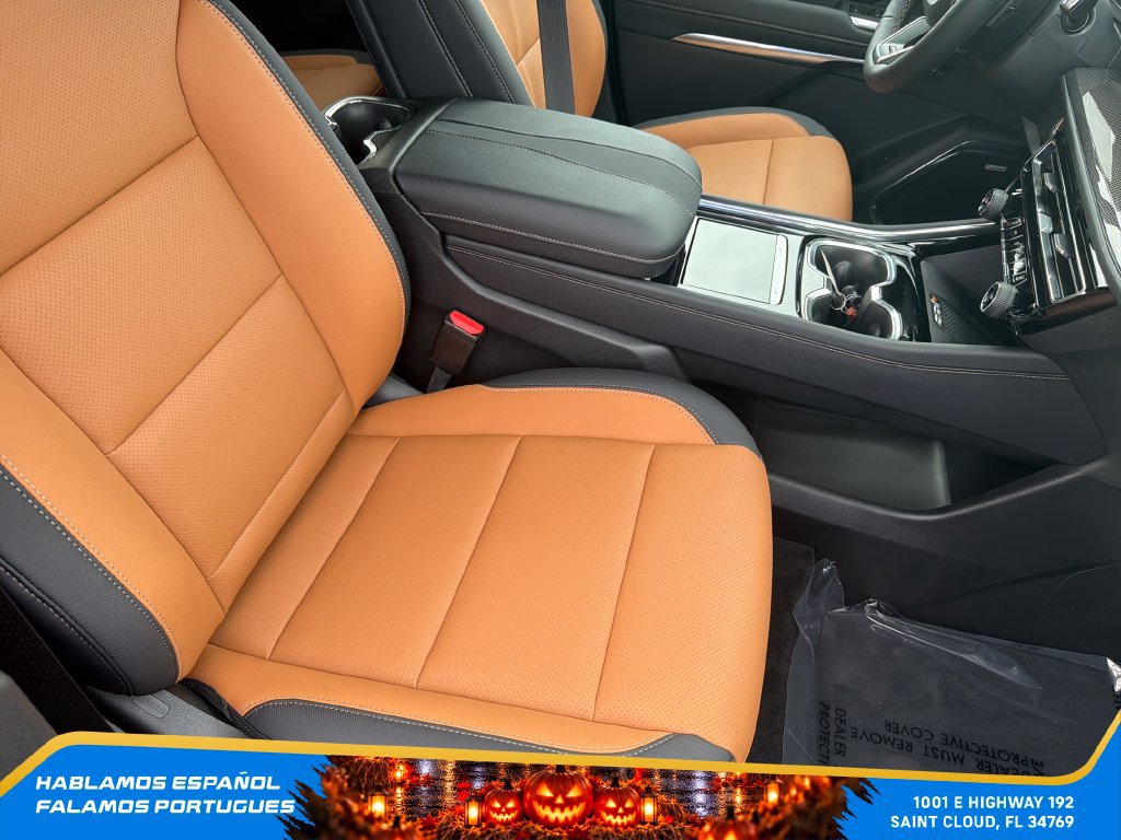 New 2027 Chevrolet Traverse Z71 w/ Enhanced Driving Package AWD/4WD image 35