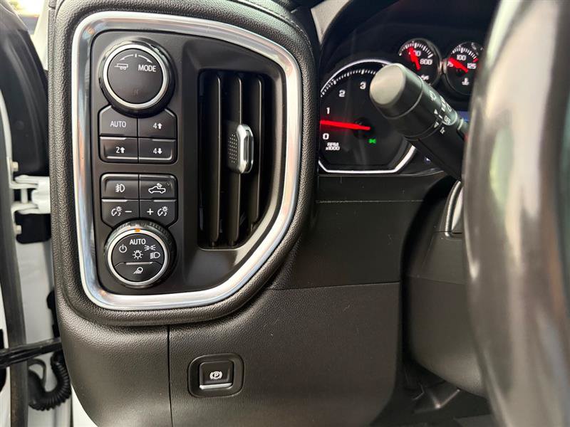 Used 2020 Chevrolet Silverado 2500 LT w/ Convenience Package AWD/4WD image 31
