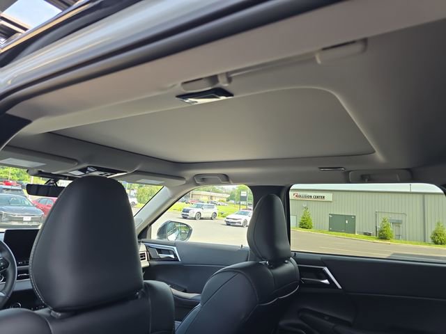 New 2025 Mitsubishi Outlander Trail Edition image 13