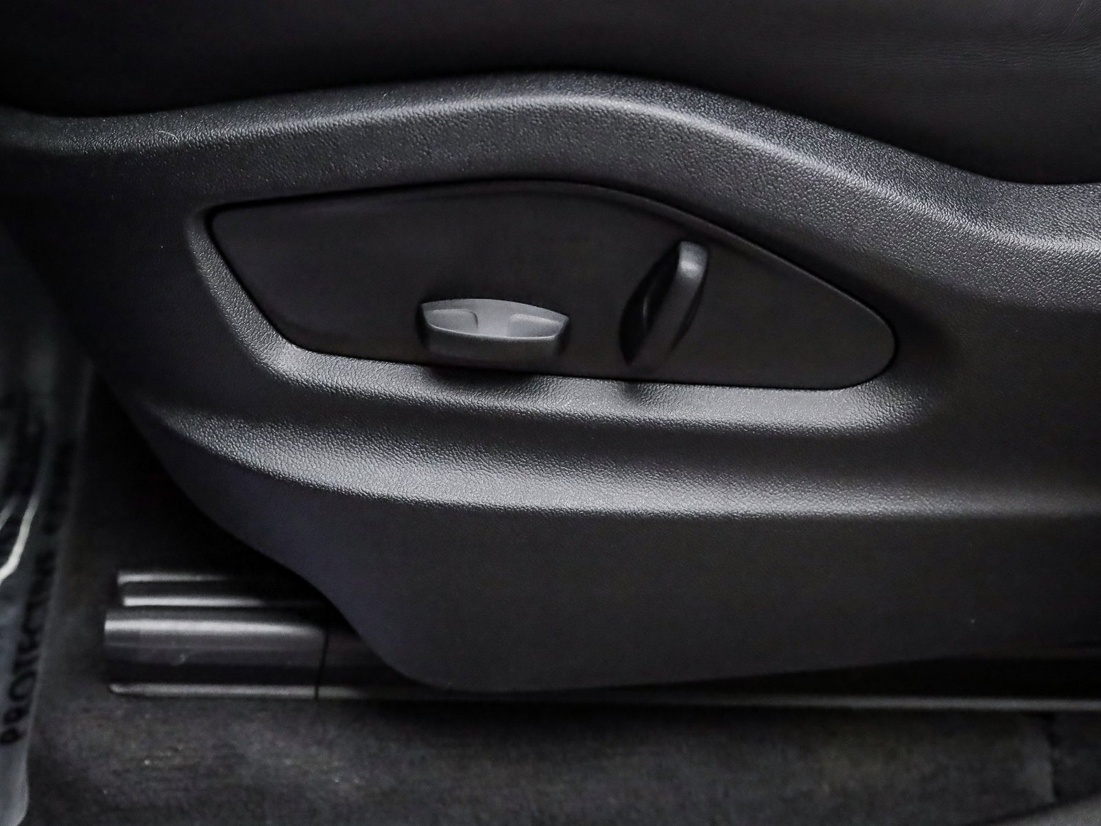 Used 2024 Porsche Cayenne Turbo GT image 24