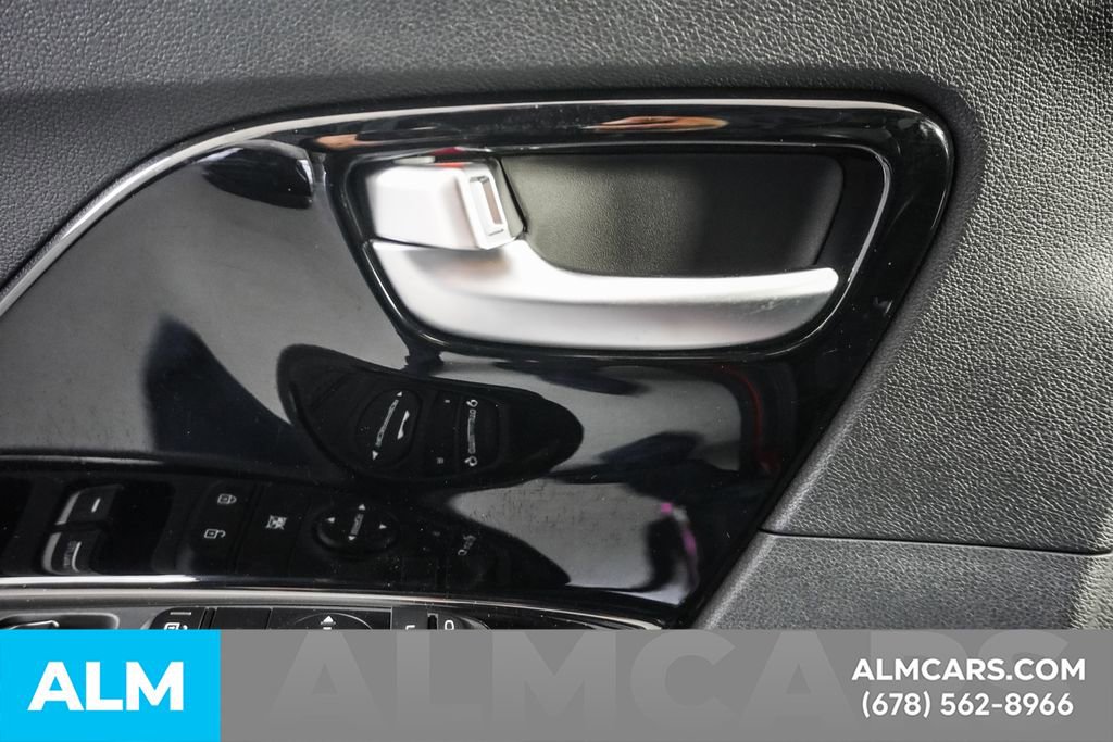 Used 2022 Kia Niro Touring Special Edition image 49