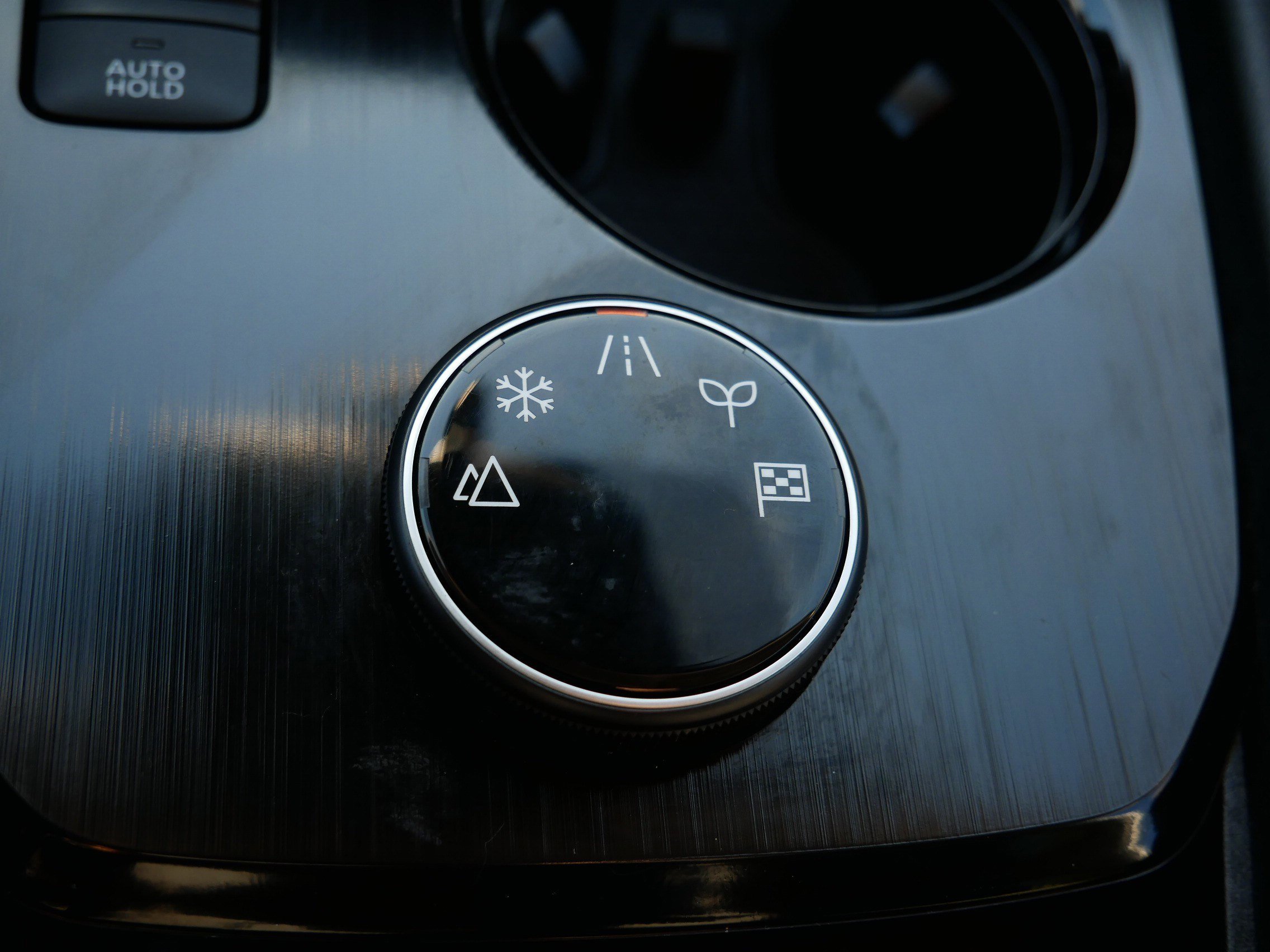 Used 2023 Nissan Rogue SV image 30