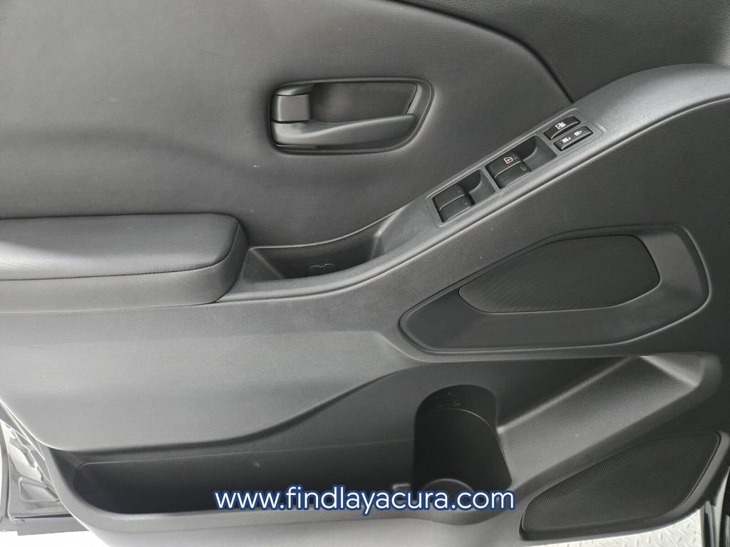 Used 2022 Nissan Frontier S w/ Technology Package image 18