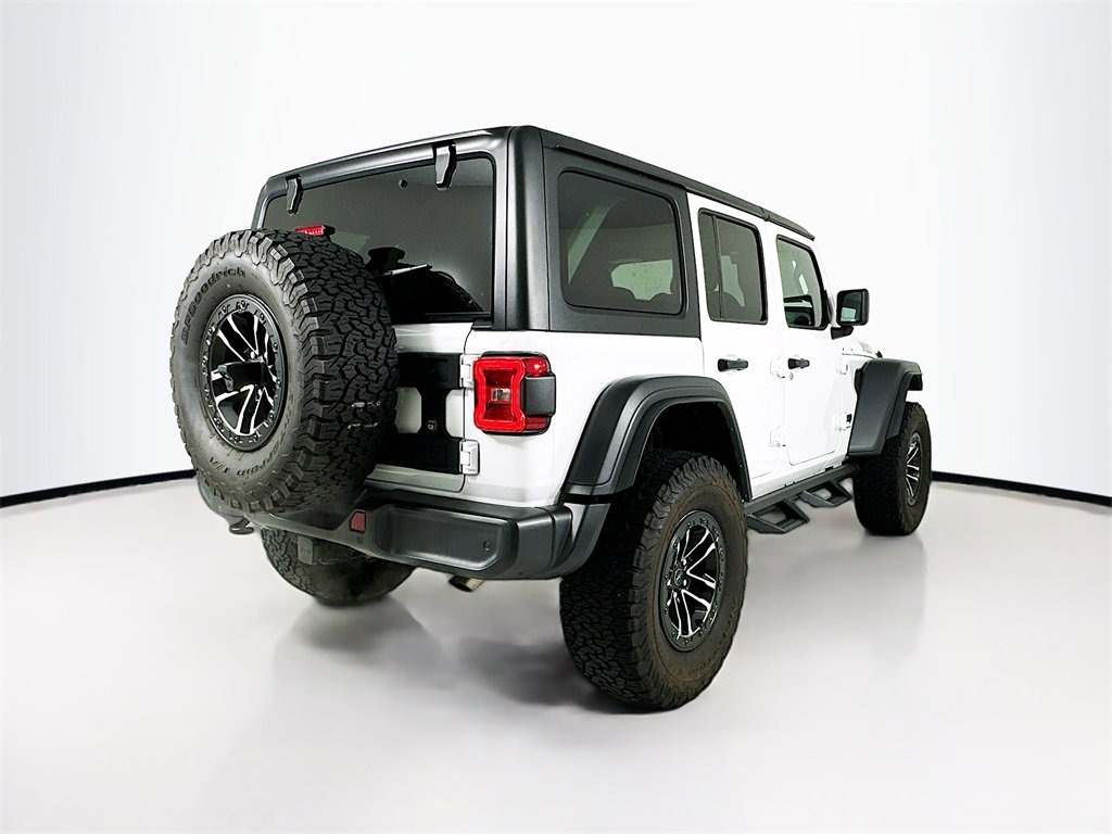 Used 2024 Jeep Wrangler Willys image 5
