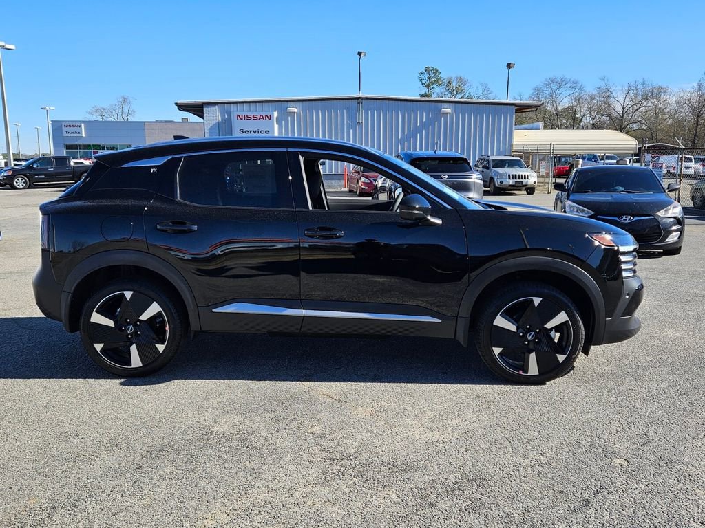 New 2026 Nissan Kicks SR image 13