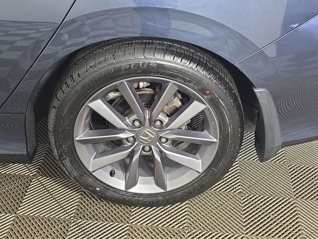 Used 2019 Honda Civic EX image 16