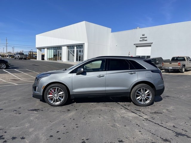 Used 2023 Cadillac XT5 Sportv video 2