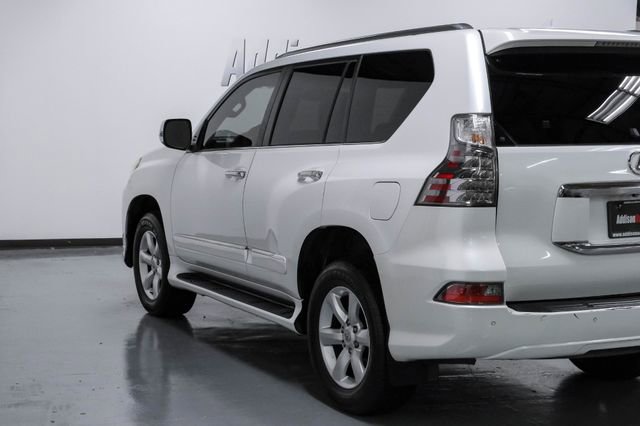 Used 2015 Lexus GX 460 w/ Navigation Package image 13