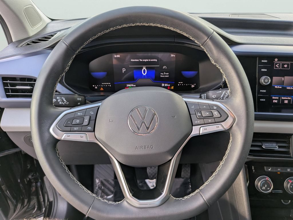 Certified 2023 Volkswagen Taos SE FWD image 26
