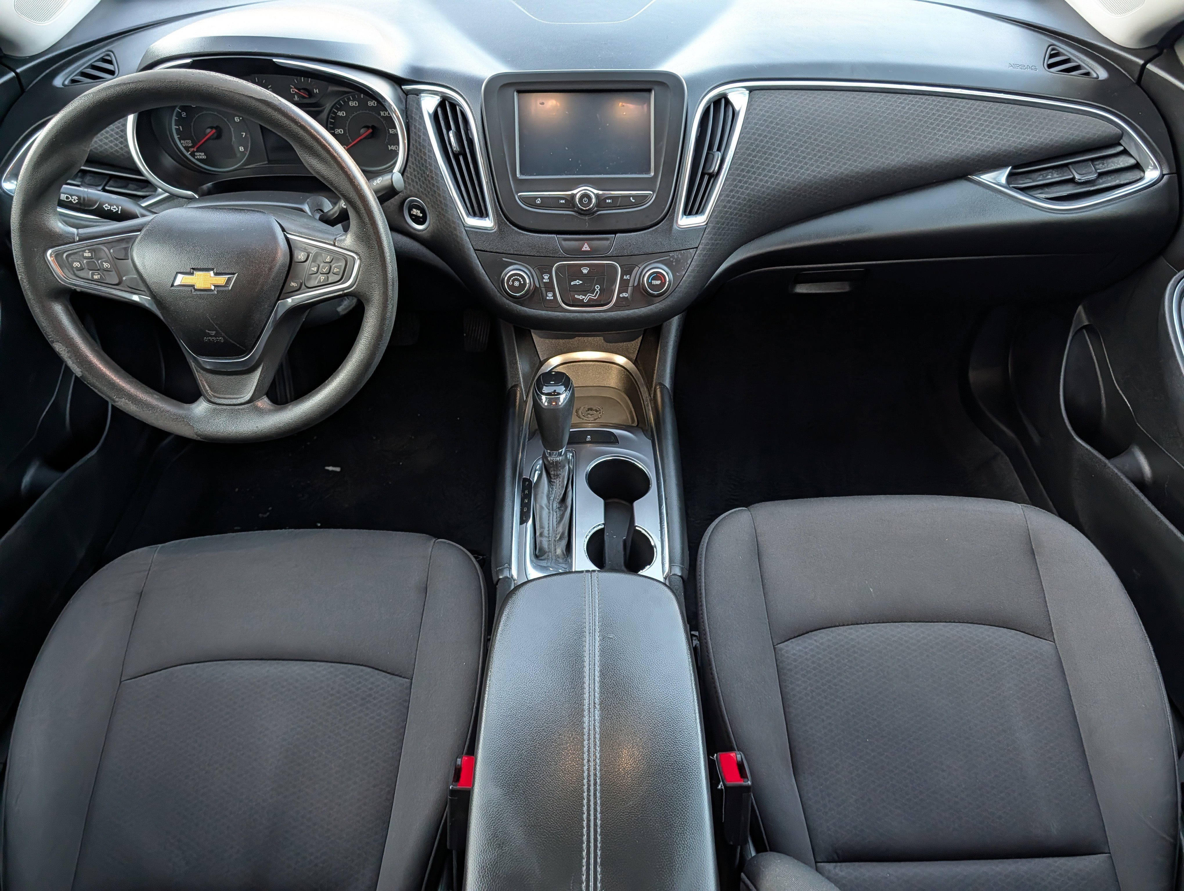 Used 2018 Chevrolet Malibu LT image 10