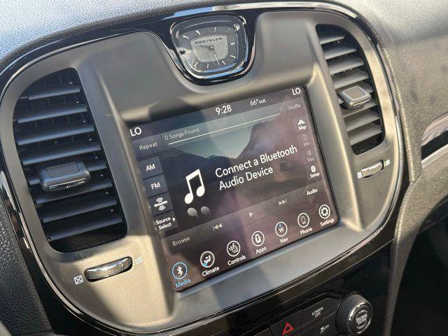 Used 2022 Chrysler 300 S w/ Comfort Group image 13