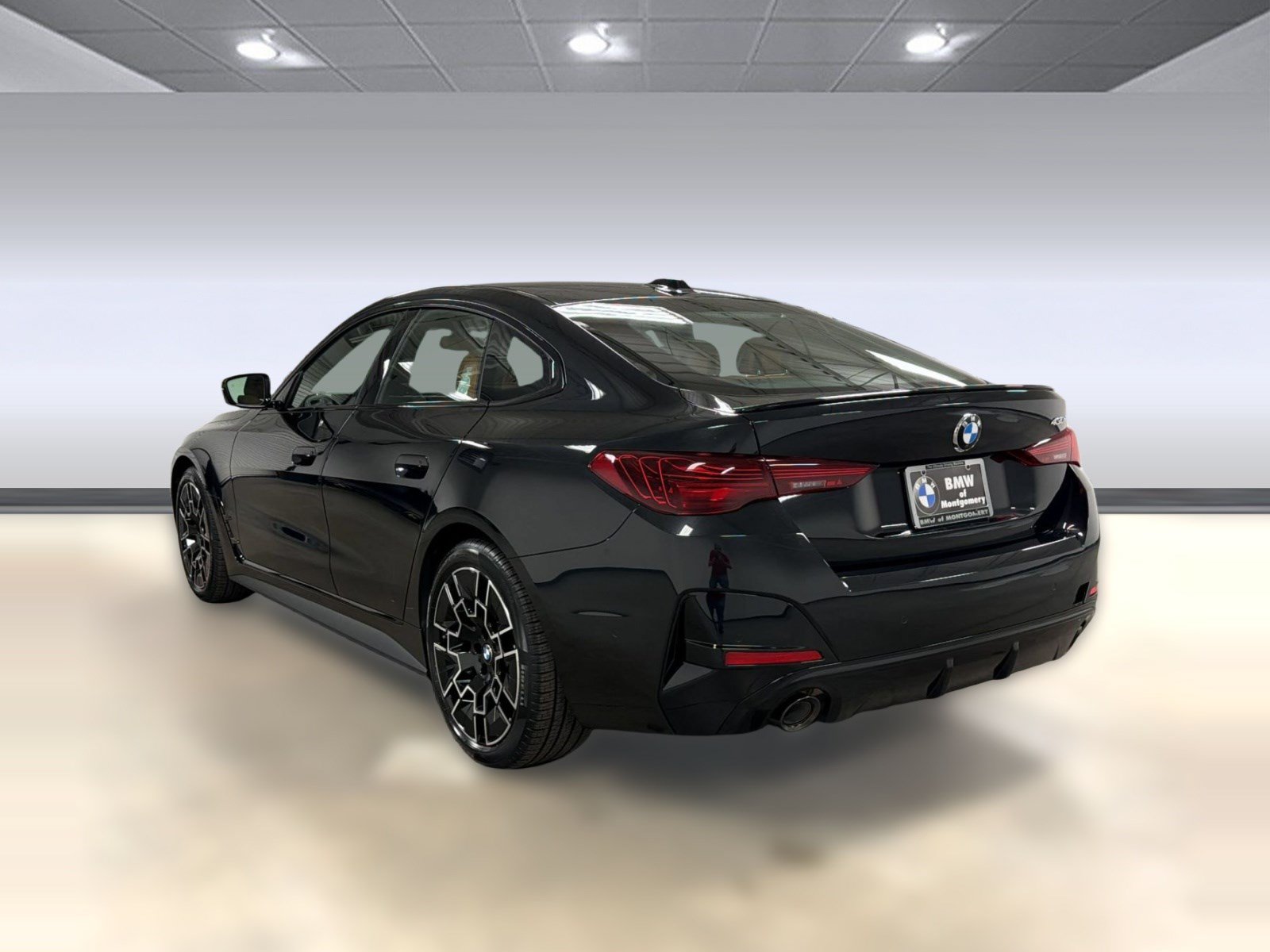 New 2026 BMW 430i w/ M Sport Package RWD image 3