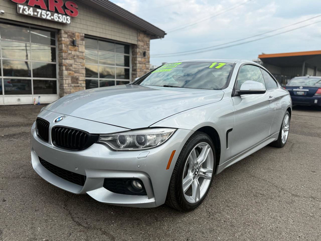 Used 2017 BMW 430i xDrive Coupe w/ Technology Package AWD/4WD image 2