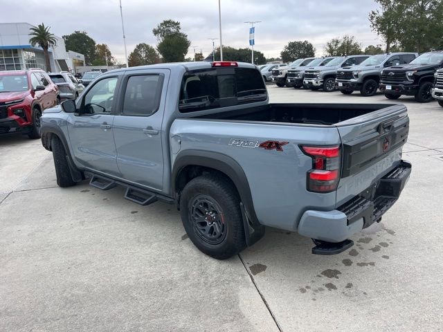 Used 2025 Nissan Frontier PRO-4X w/ Tow Package AWD/4WD image 5