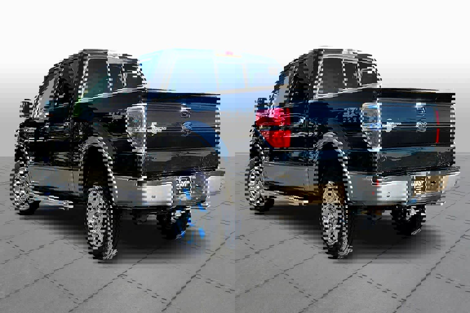 Used 2013 Ford F150 King Ranch w/ King Ranch Luxury Pkg image 12