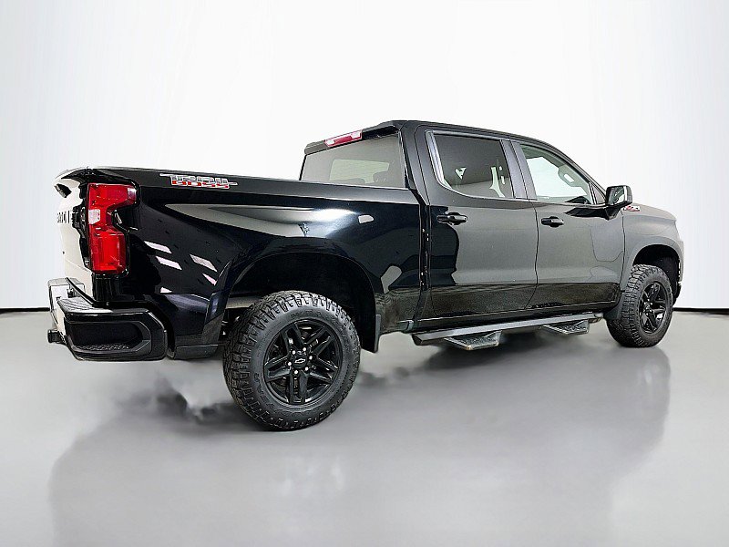 Used 2021 Chevrolet Silverado 1500 LT Trail Boss w/ Bed Protection Package image 7