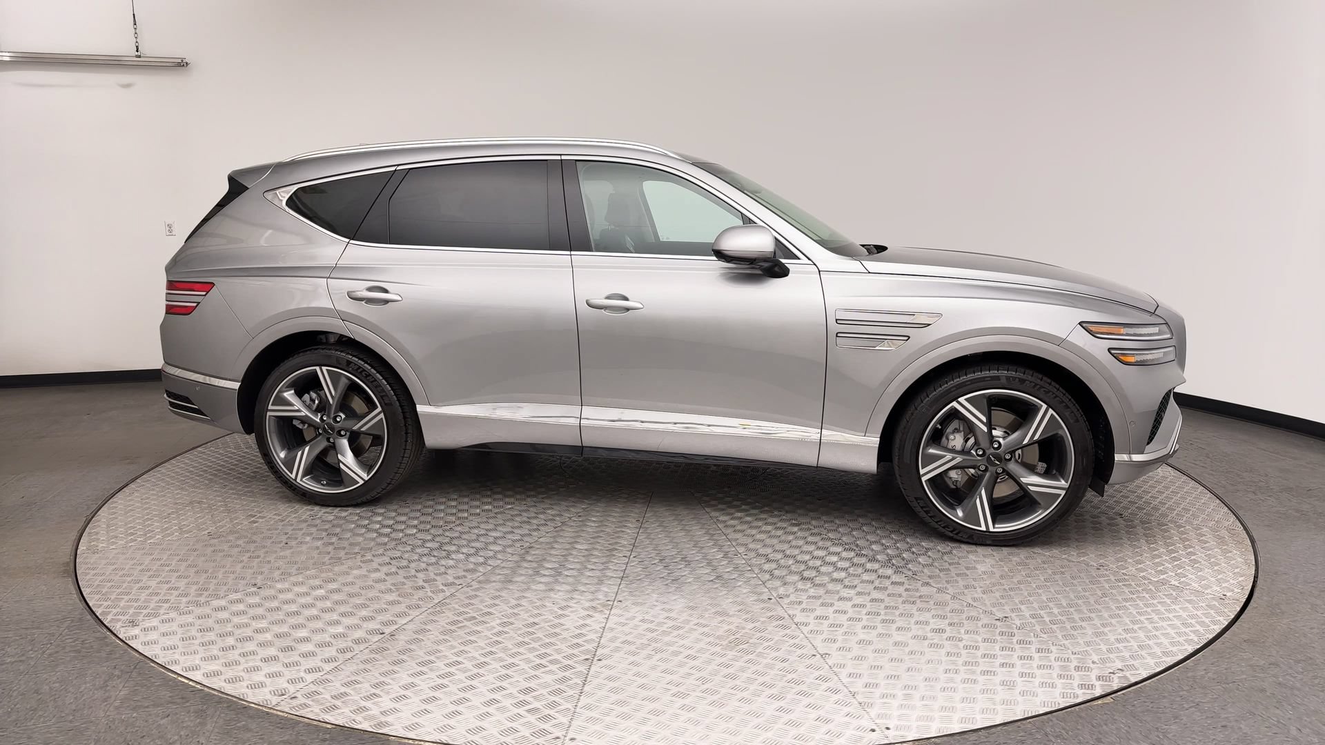 Certified 2026 Genesis GV80 2.5T Prestige AWD/4WD image 9