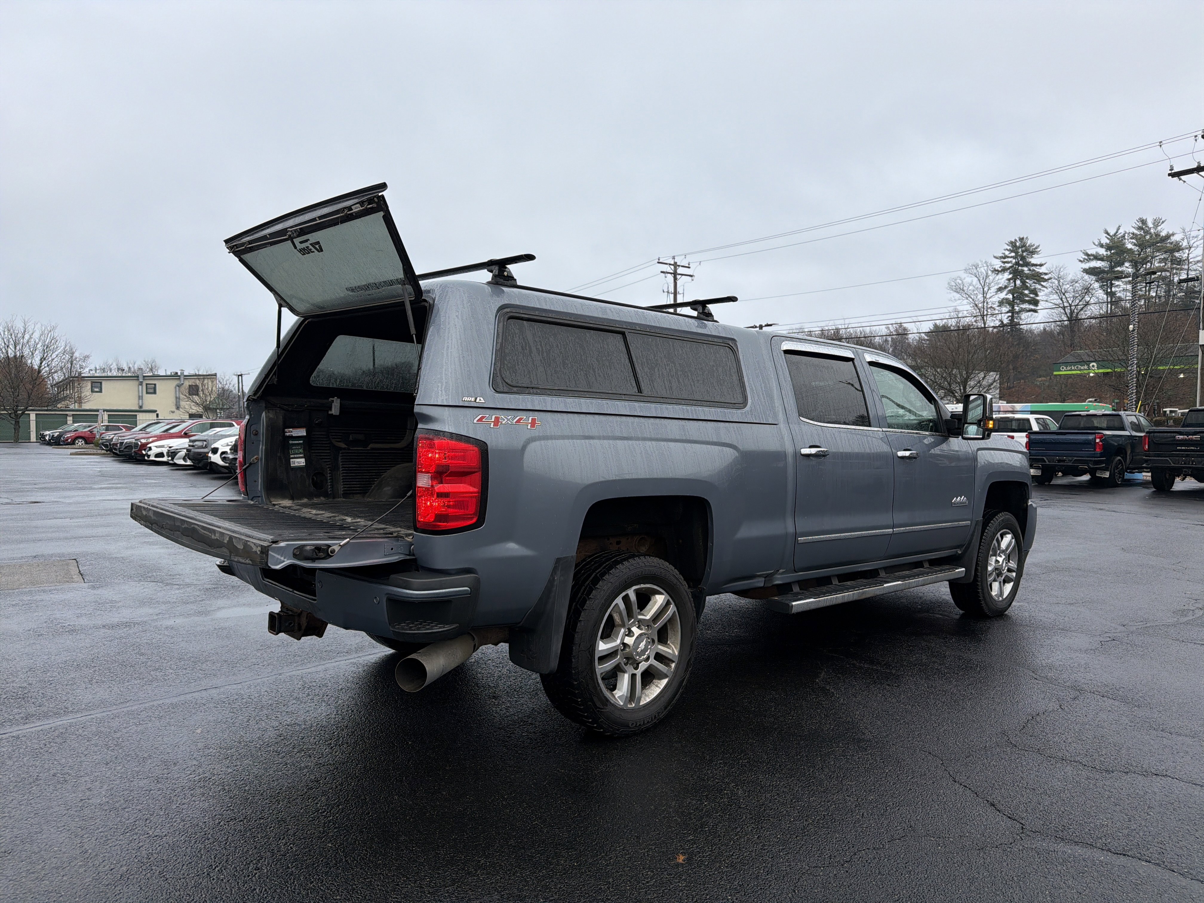 Used 2016 Chevrolet Silverado 2500 High Country image 31