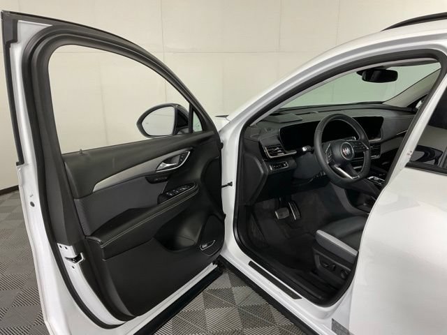 Used 2025 Buick Envision Sport Touring AWD/4WD image 28
