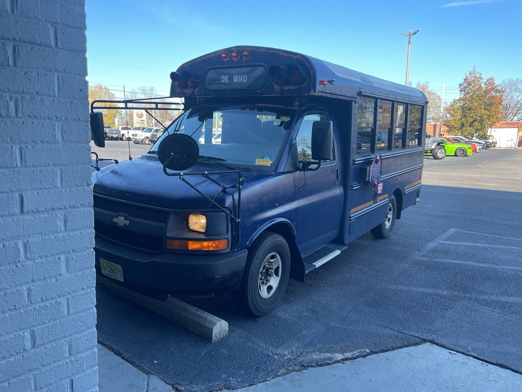 Used 2009 Chevrolet Express 3500 w/ School Bus Package image 1