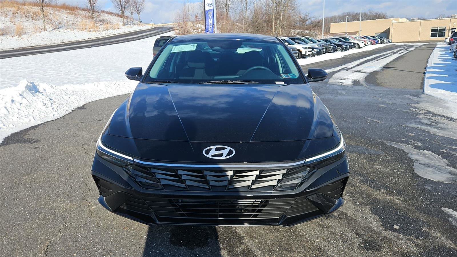 New 2026 Hyundai Elantra Blue image 2