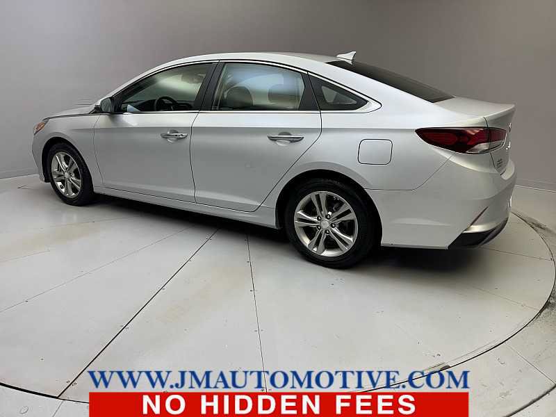 Used 2019 Hyundai Sonata SEL w/ Tech Package 02 FWD image 3