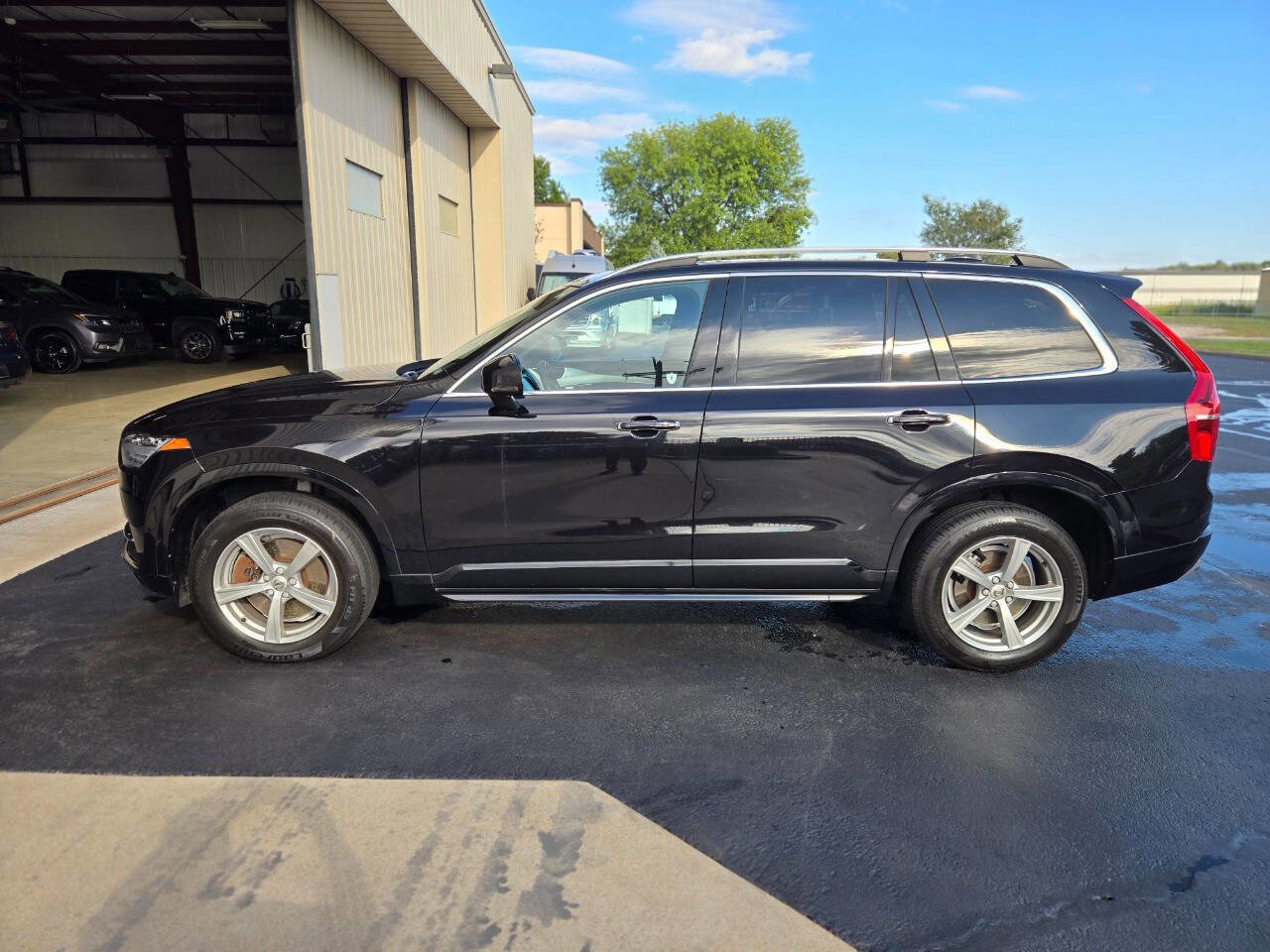 Used 2018 Volvo XC90 T5 Momentum image 9
