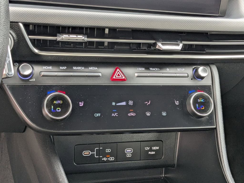 Used 2025 Hyundai Sonata SEL FWD image 20