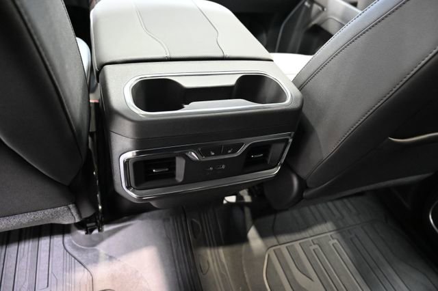 New 2026 GMC Sierra 1500 SLT w/ SLT Premium Plus Package image 28