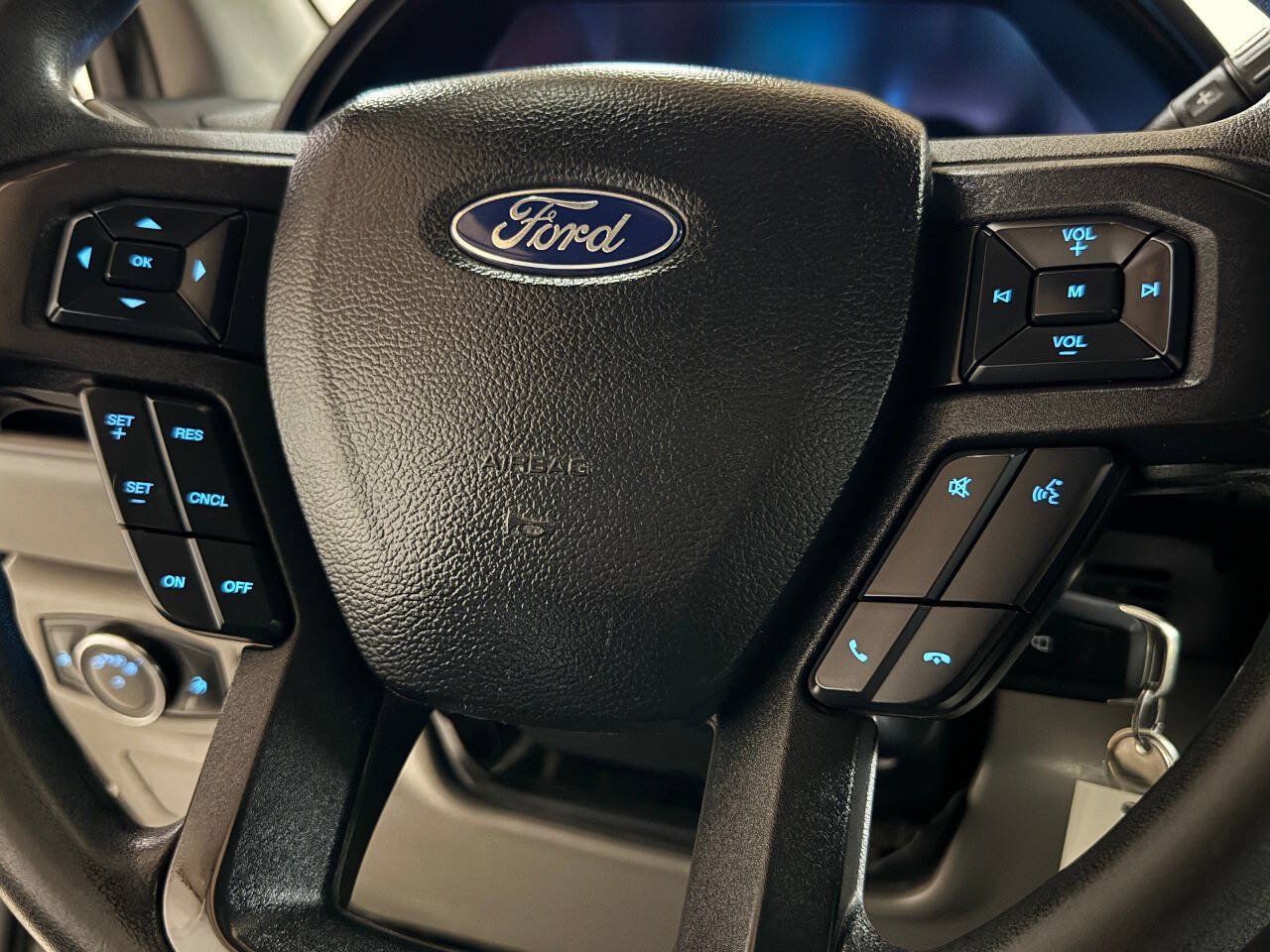 Used 2018 Ford F550 4x4 Regular Cab Super Duty image 52