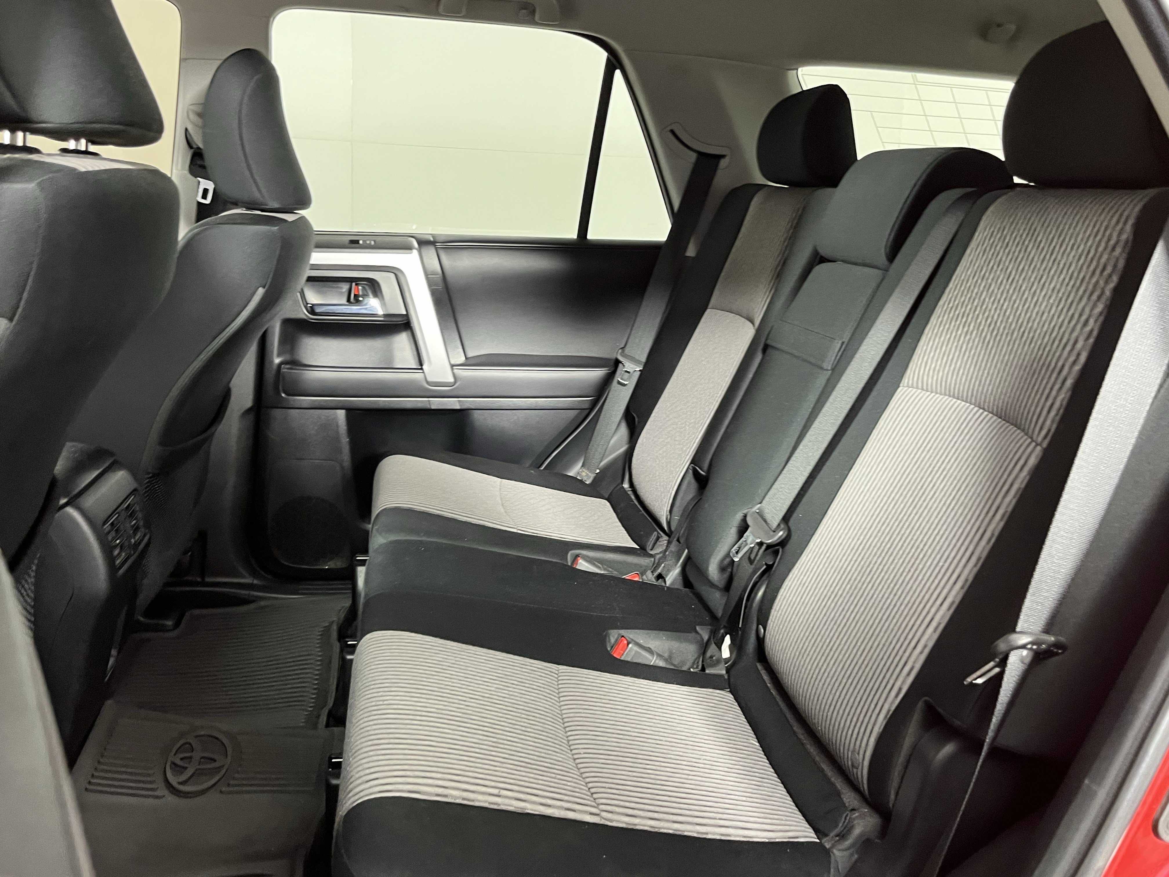 Used 2024 Toyota 4Runner SR5 AWD/4WD image 14