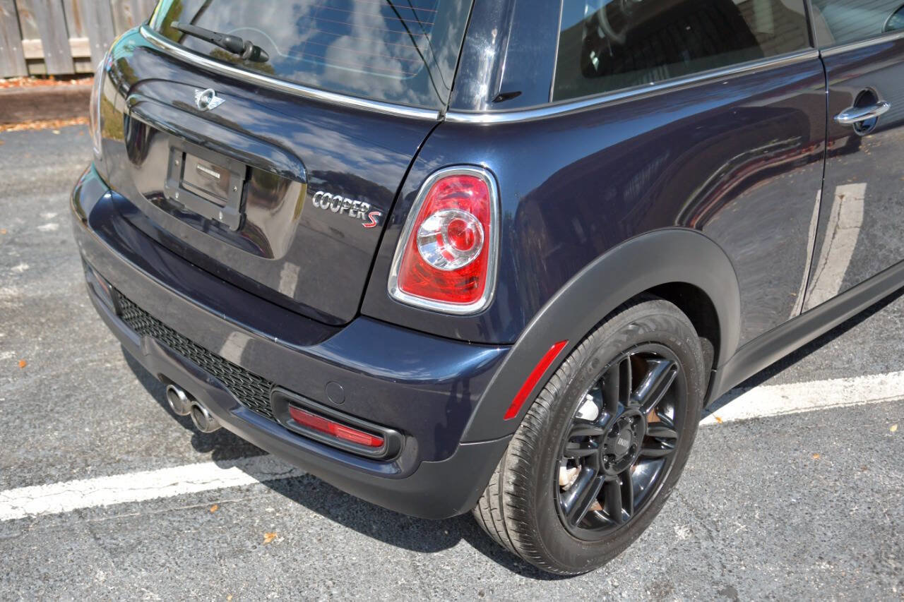 Used 2013 MINI Cooper S w/ Premium Pkg 2 FWD image 38
