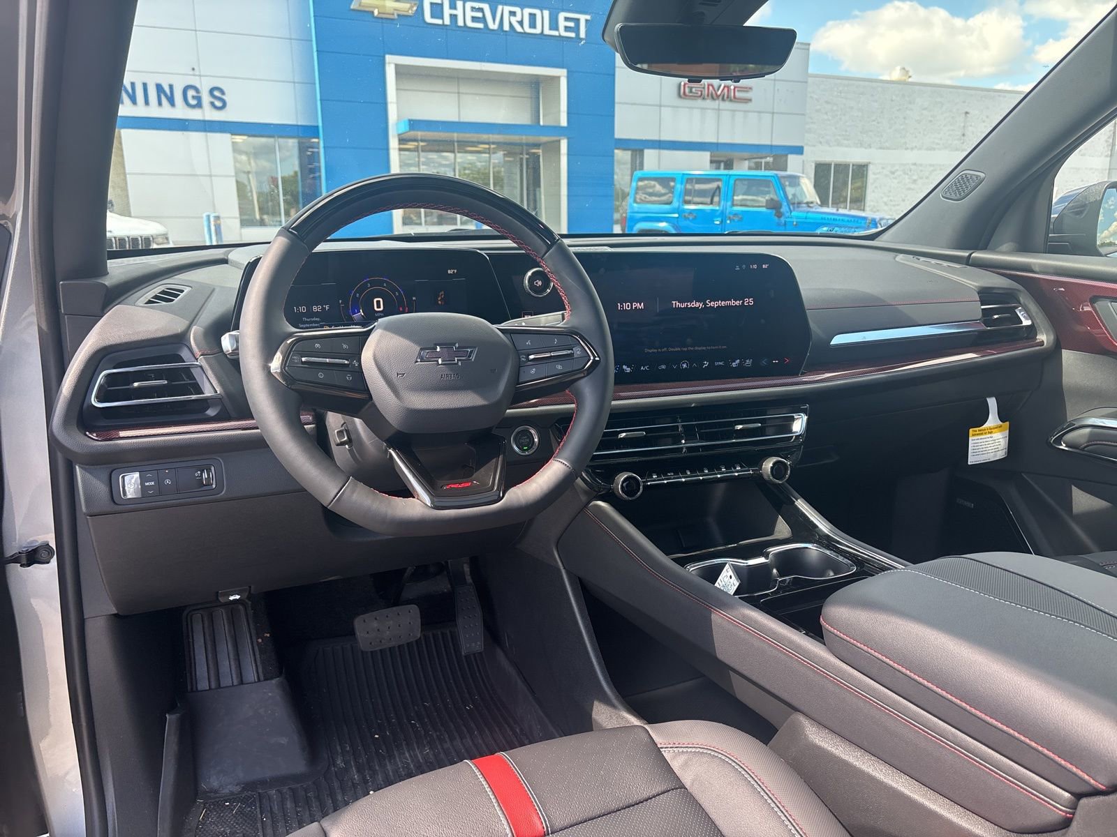 New 2026 Chevrolet Traverse RS w/ LPO, Floor Liner Package image 10