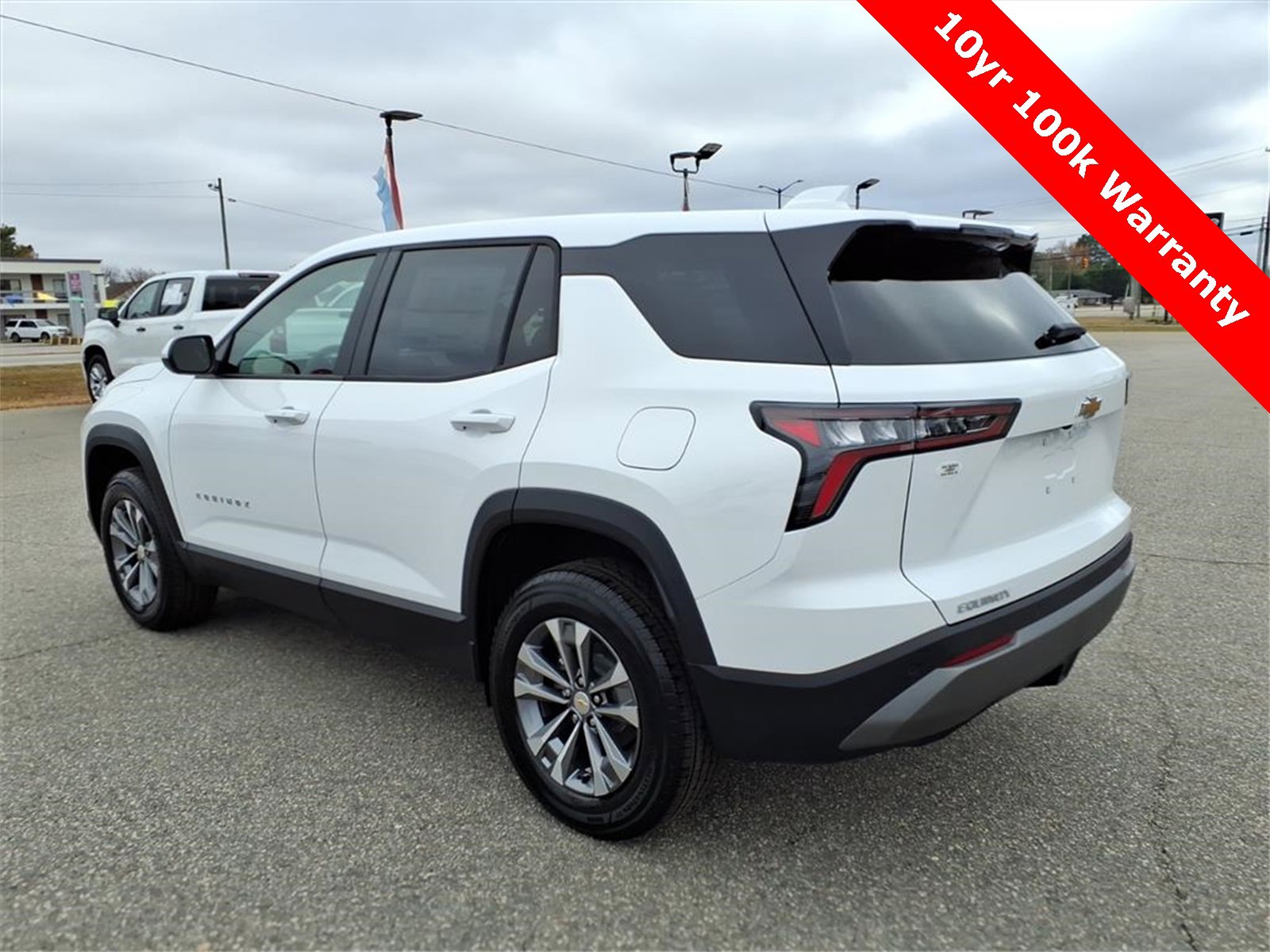 New 2026 Chevrolet Equinox LT image 3