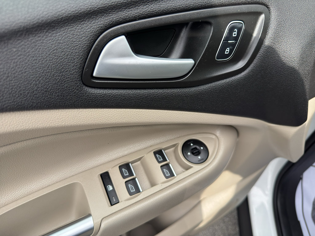 Used 2019 Ford Escape SE AWD/4WD image 9