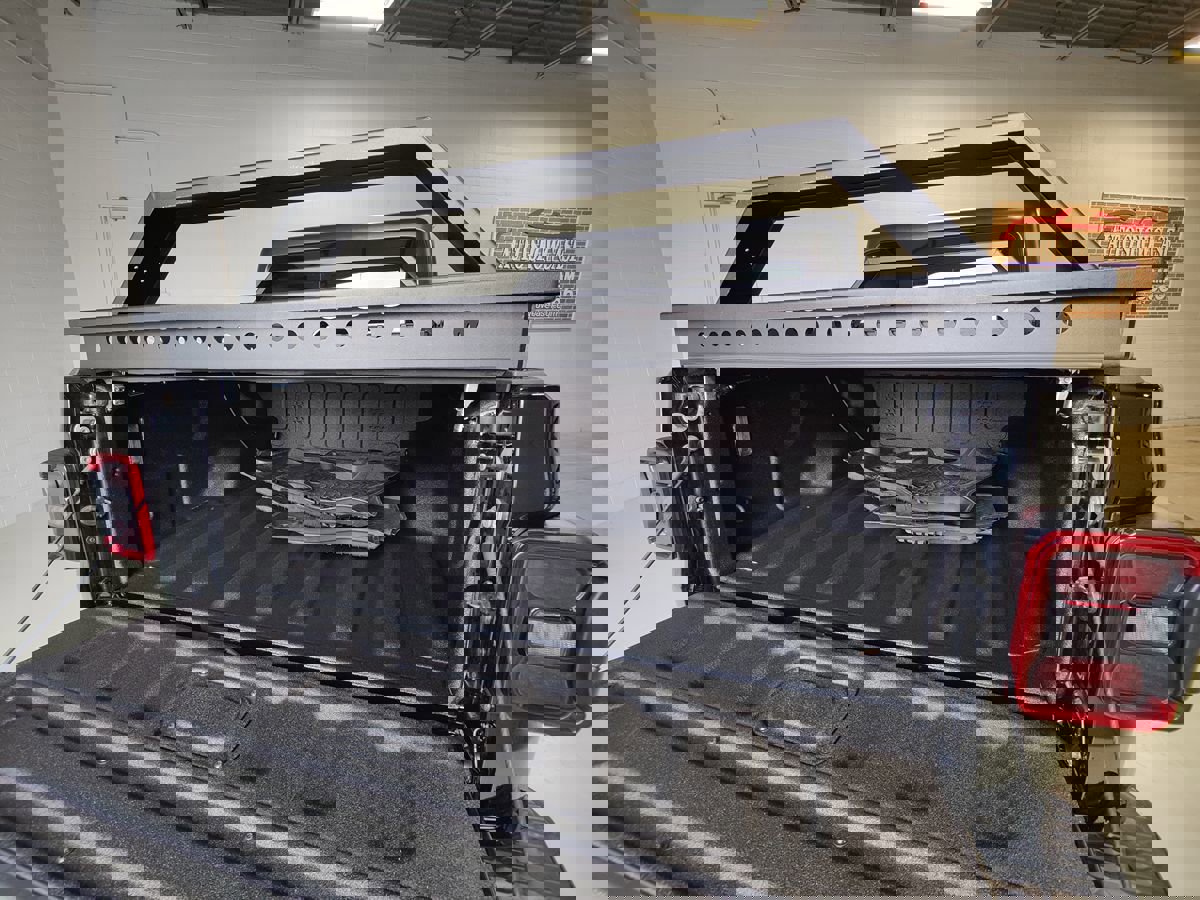 Used 2021 Jeep Gladiator Rubicon image 10