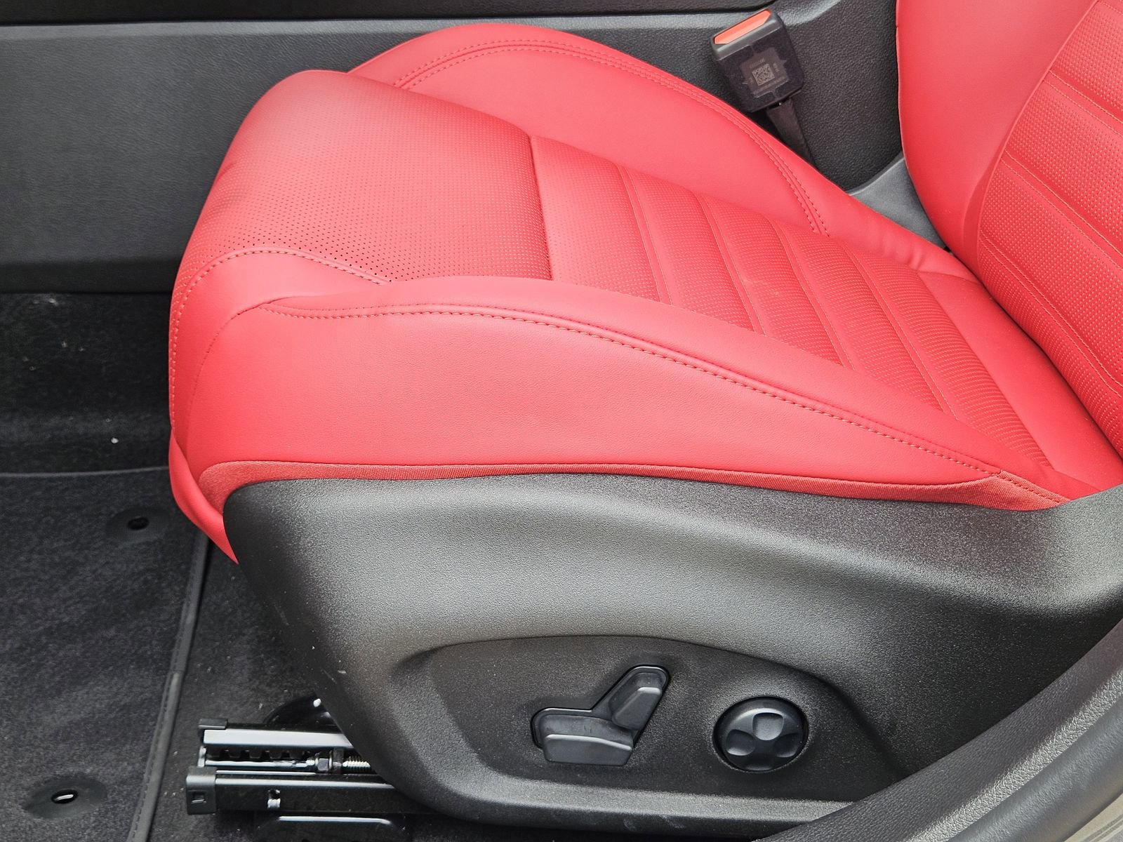 New 2025 Dodge Hornet R/T image 26