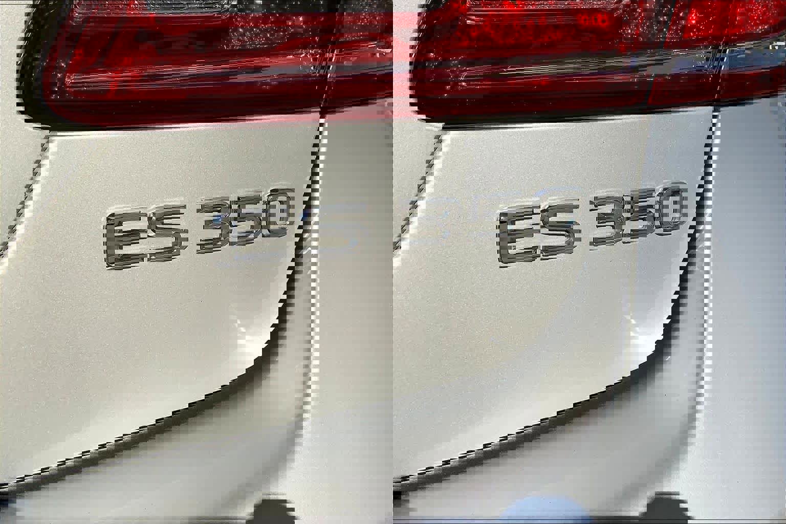 Used 2012 Lexus ES 350 image 9