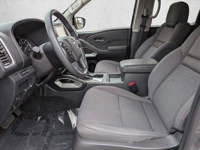 Used 2023 Nissan Frontier SV image 14