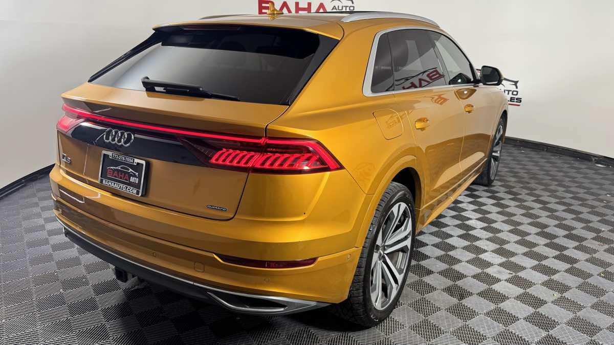 Used 2019 Audi Q8 Prestige w/ Luxury Package AWD/4WD image 7