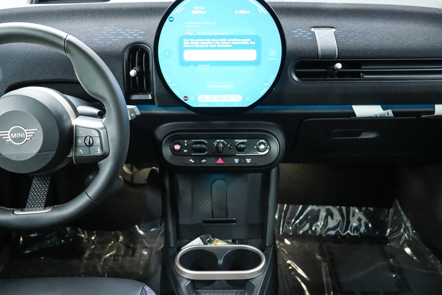 Used 2026 MINI Cooper 4-Door Hardtop FWD image 13