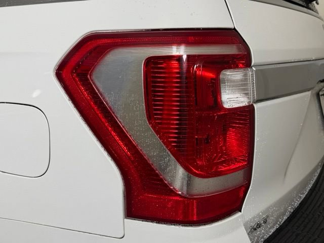Used 2020 Ford Expedition XLT w/ Equipment Group 202A RWD image 17