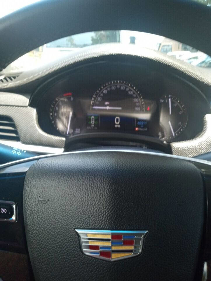 Used 2017 Cadillac XTS image 29