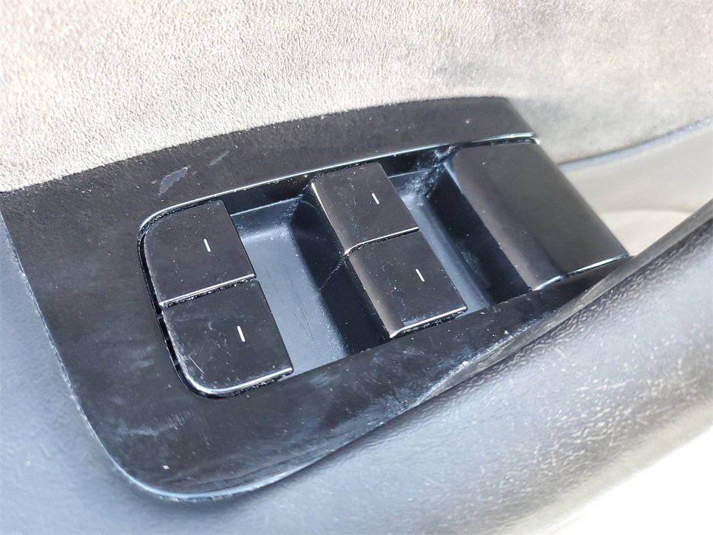 Used 2018 Tesla Model 3 Long Range image 19