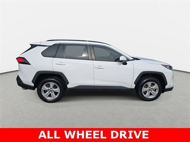 Used 2021 Toyota RAV4 XLE image 4