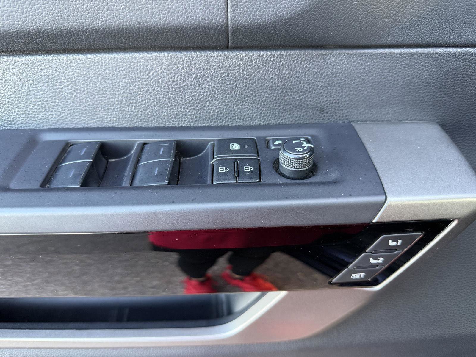 Used 2023 Toyota Tundra Limited image 19