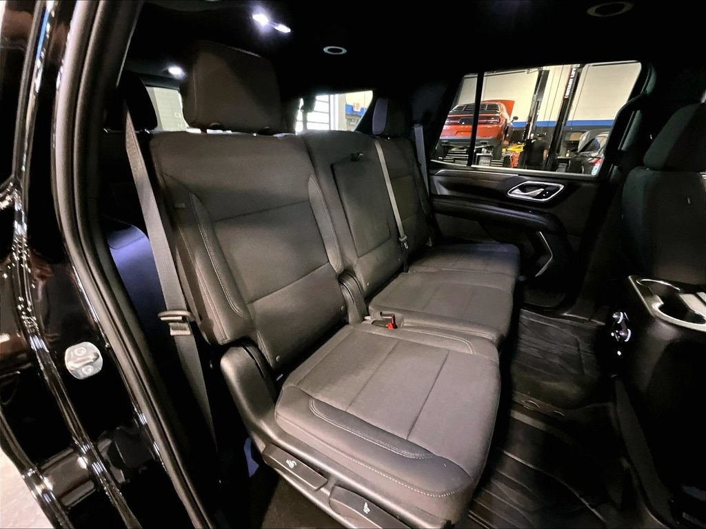 Used 2023 Chevrolet Tahoe LS AWD/4WD image 16